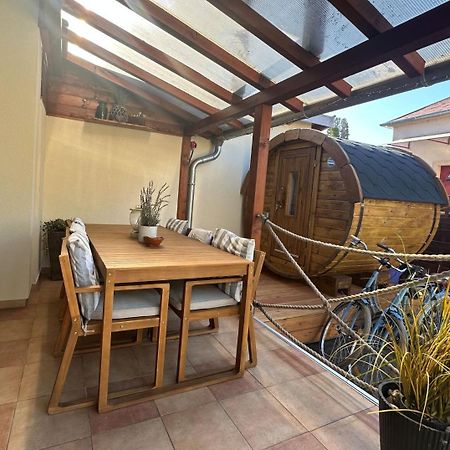 Dora Holiday House & Apartments Keszthely Zewnętrze zdjęcie